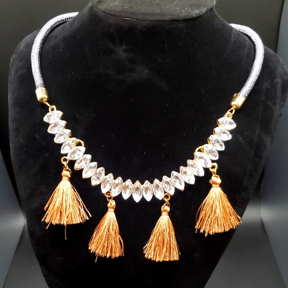 Collar Fashion Necklace